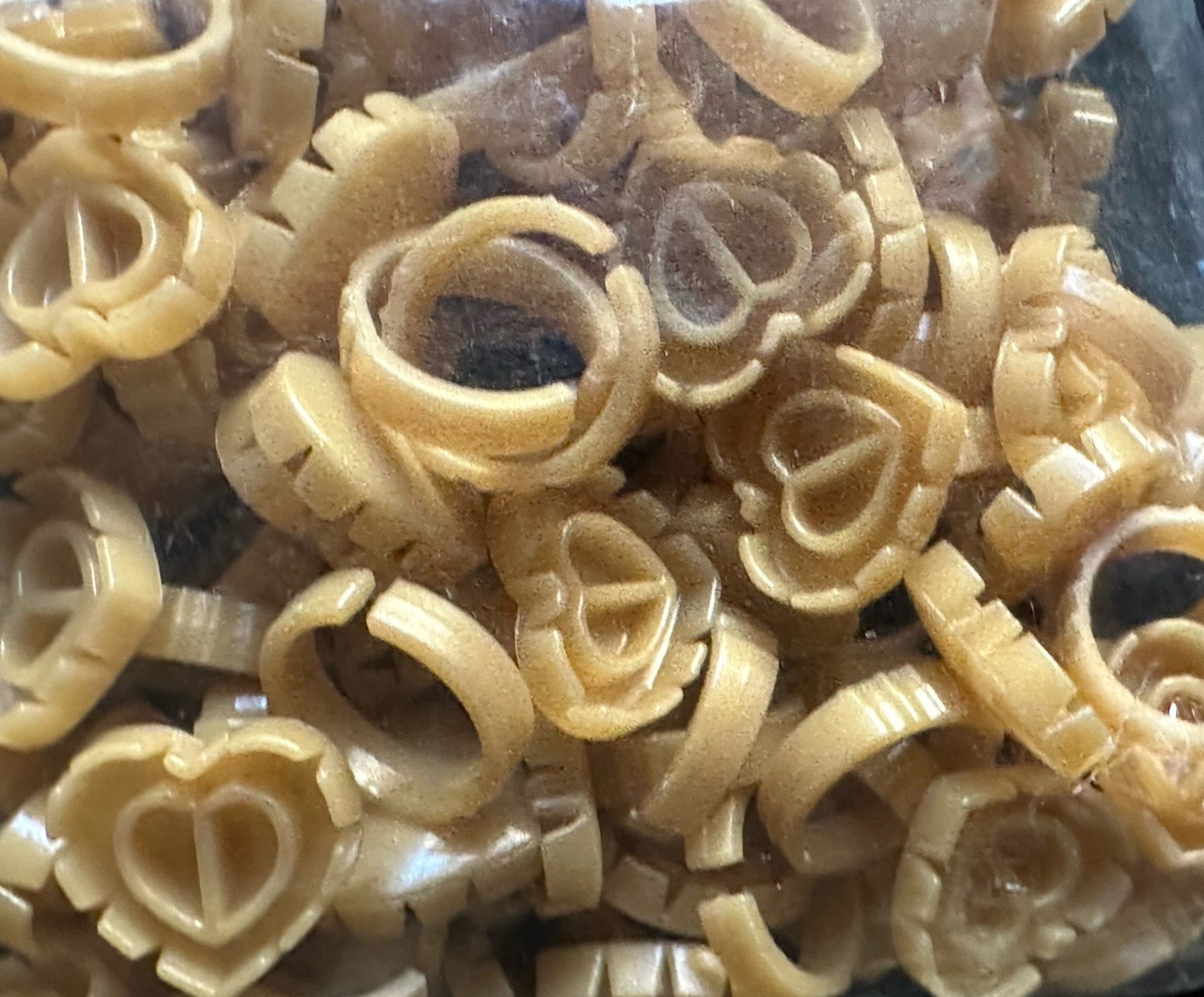 Disposable  Tan Colored Glue Rings For Volume Extensions 100 pcs Brand New