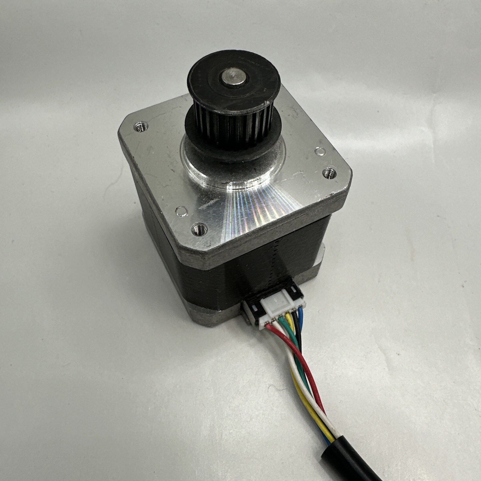 Moons, 17HD3612-03N , Steeping Motor 47.3mm 500 mNm Holding .4 A 30 Ohm Nema 17