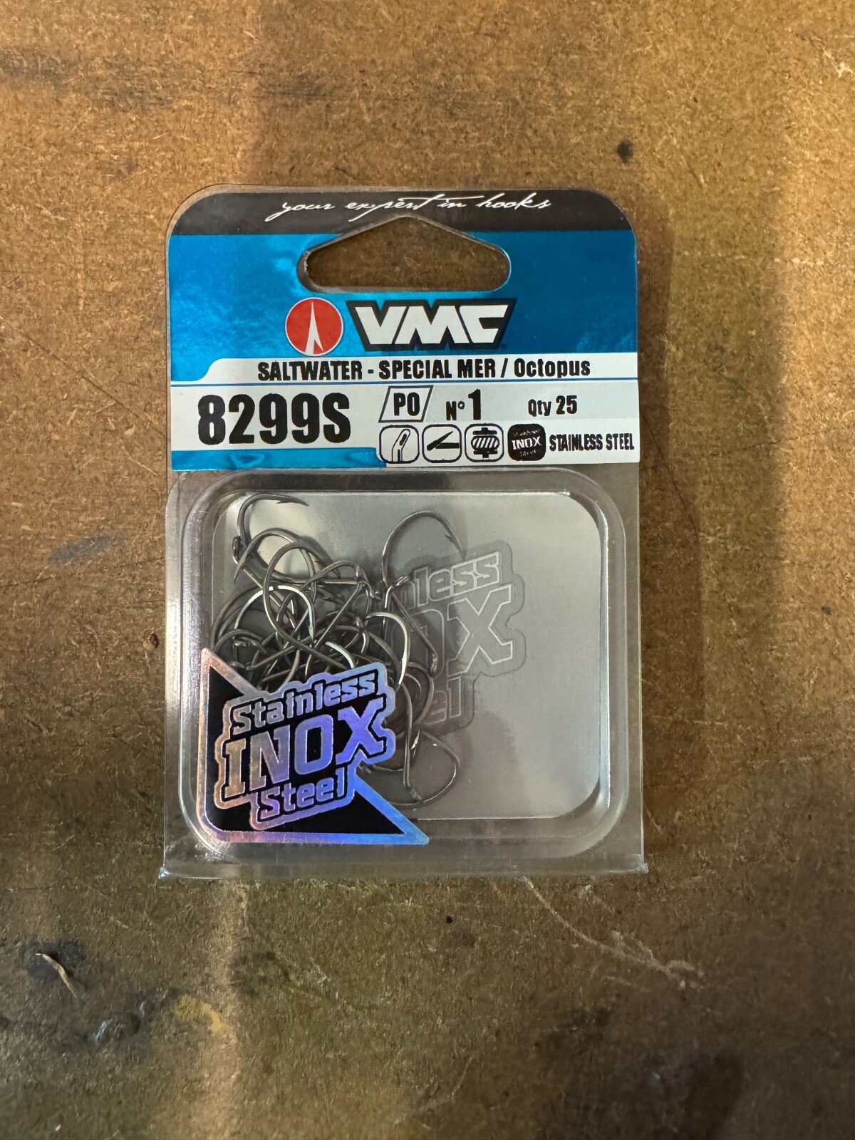 VMC 8299S Saltwater Hook Octopus No1 Barbed Offset 25pcs