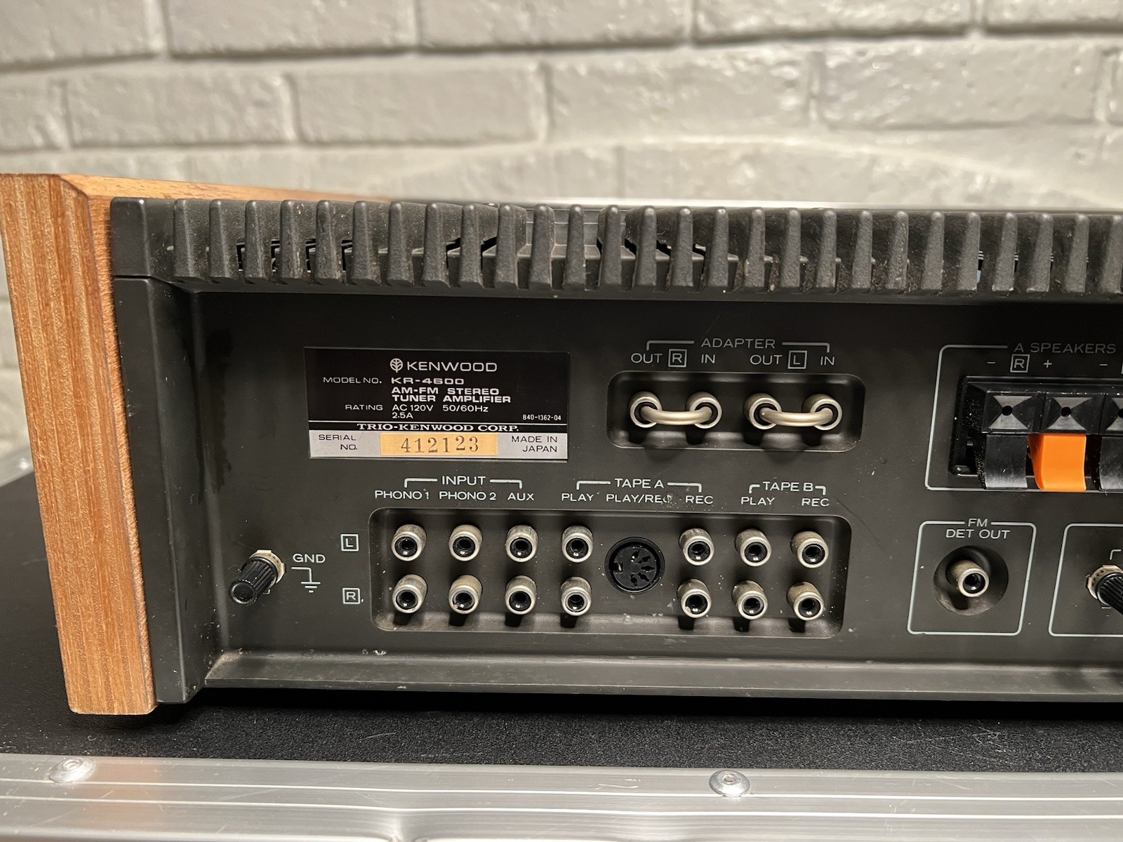 Vintage KENWOOD KR-4600 30wpc Stereo Receiver Clean & Fully Functioning!
