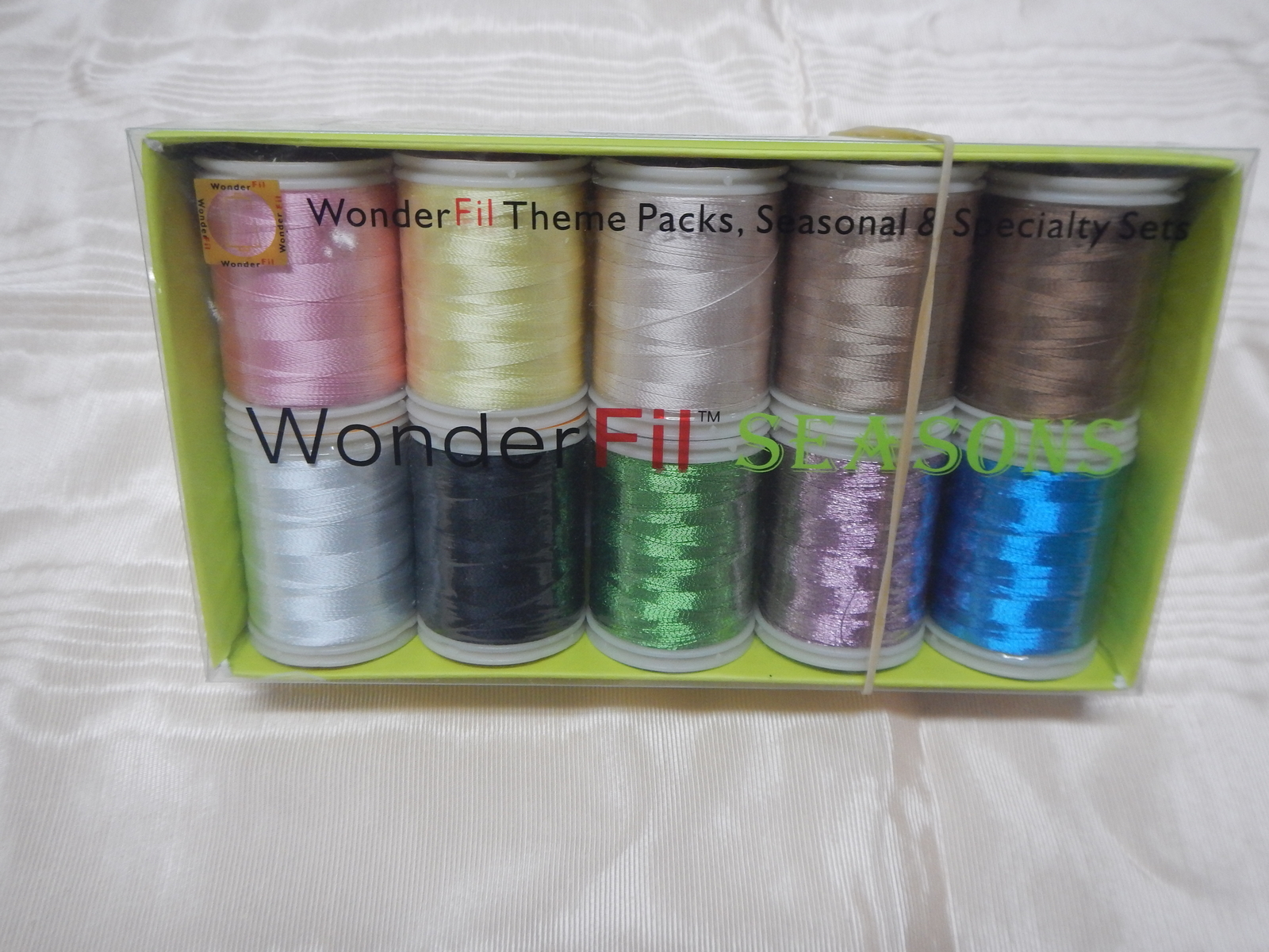 Machine Embroidery Wonderfil Thread (East Bunny) Pkt 10 Reels