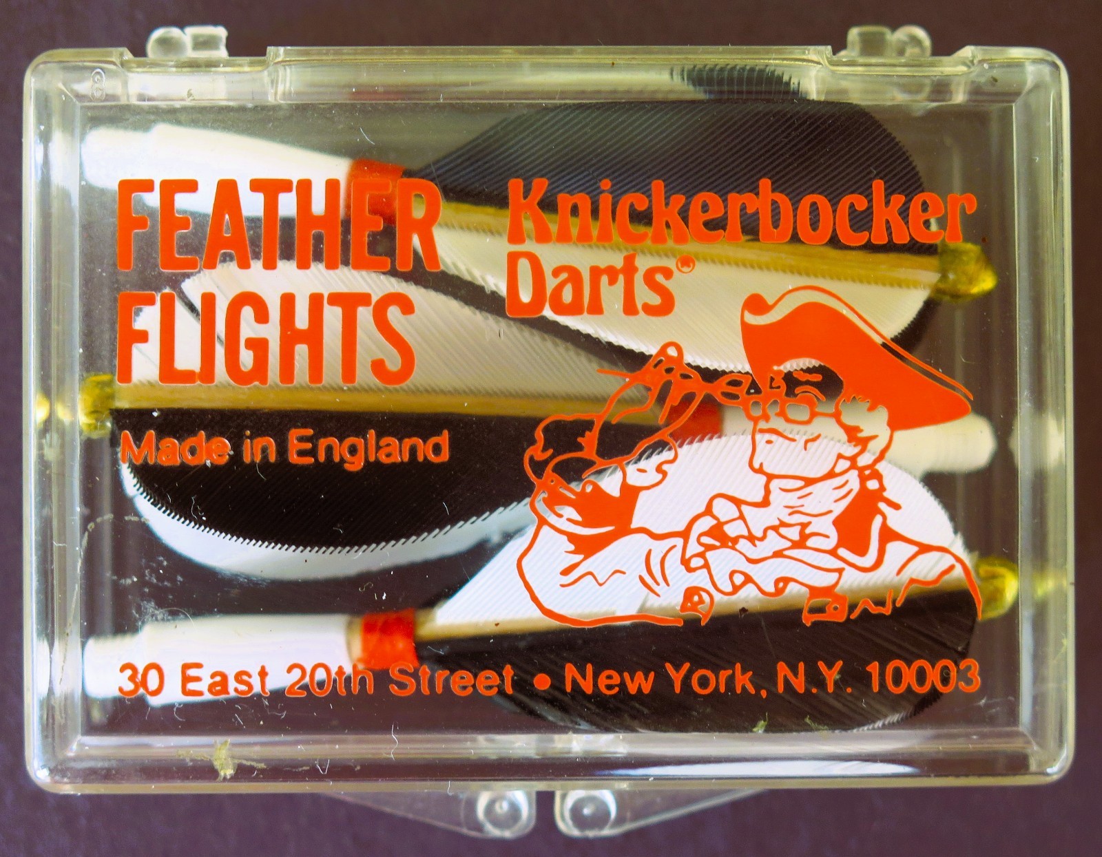 Vintage NOS Knickerbocker Darts Feather Flights 2 1/2" Black & White Feathers