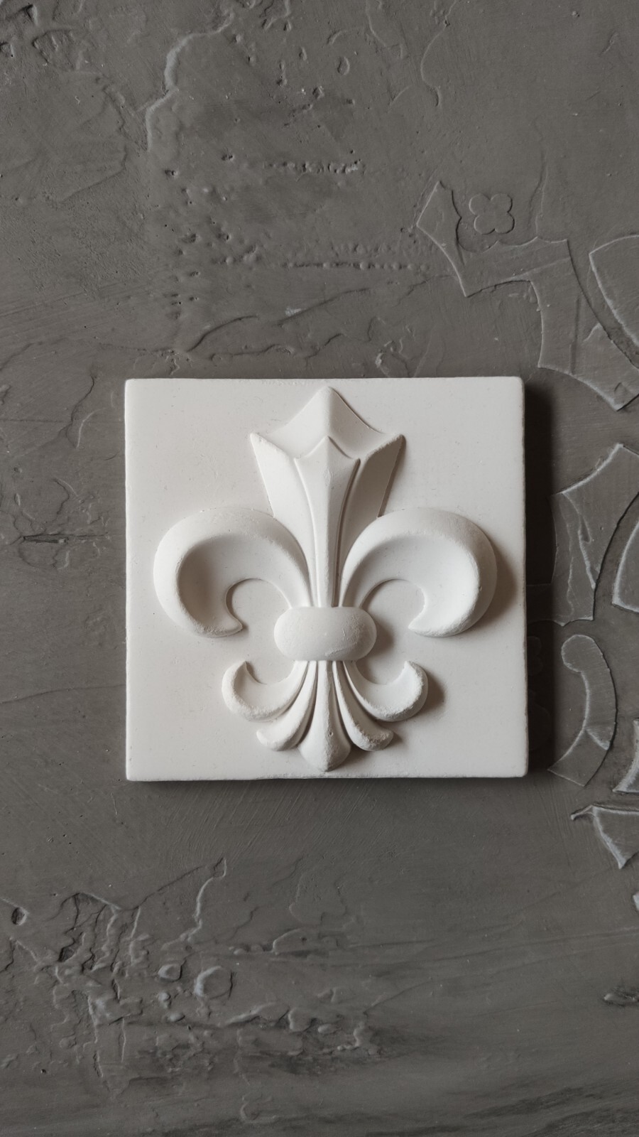 Silicone Mold for Fleur de Lis Mold for clay Mold for resin Heraldic lilly