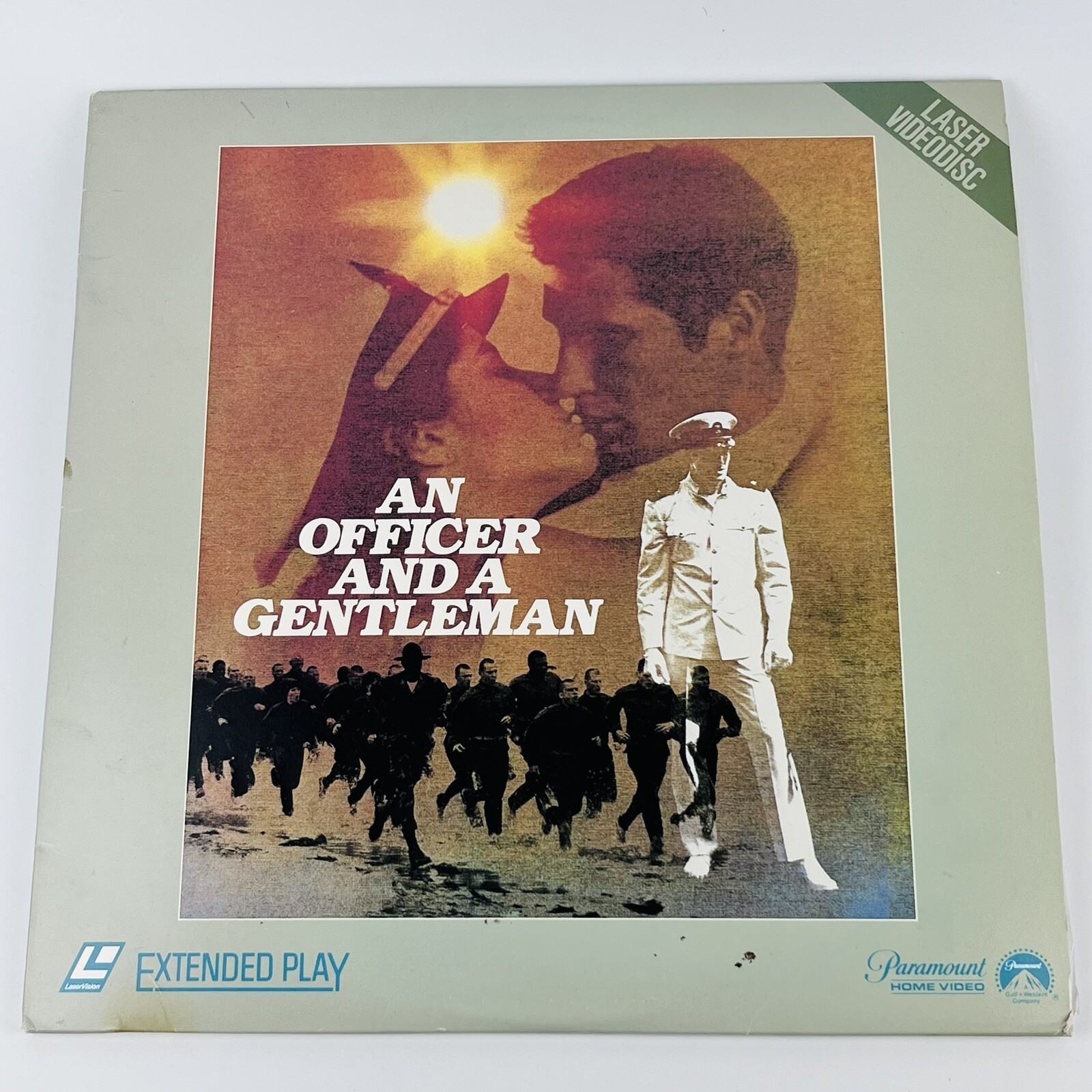 An Officer And A Gentleman Laserdisc - Richard Gere - Good Condition Movie