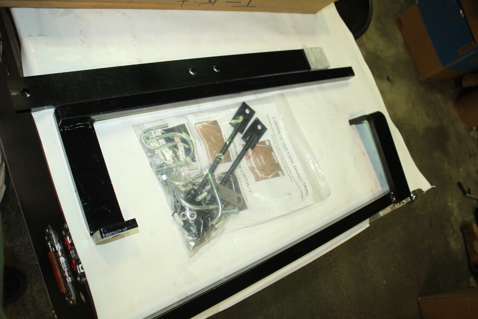 Kasco Herd Mounting Carton T for ATV Seeder Spreader