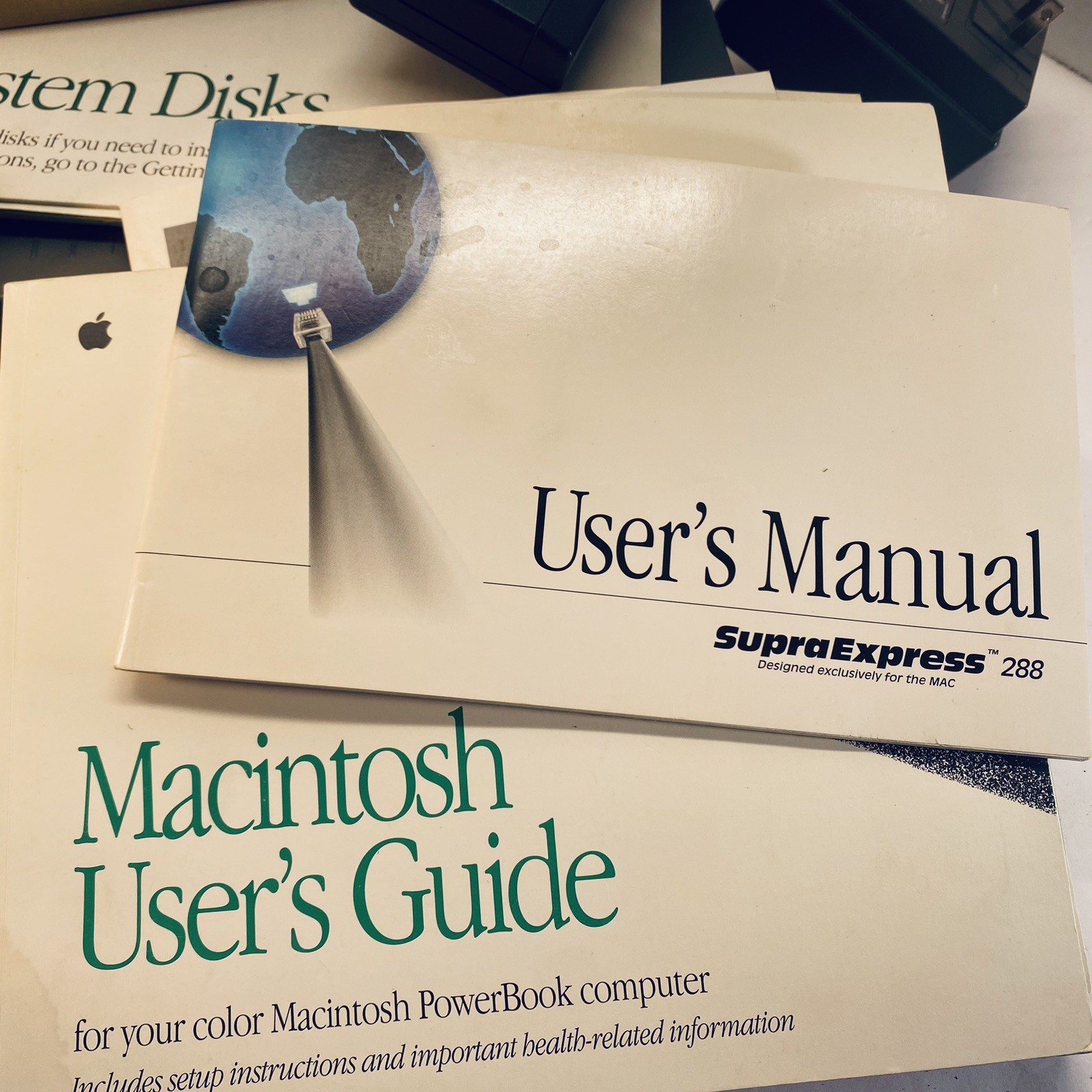 Macintosh PowerBook 180c Bundle- Zoom Modem, Video Cable, Case, Manuals - AS IS