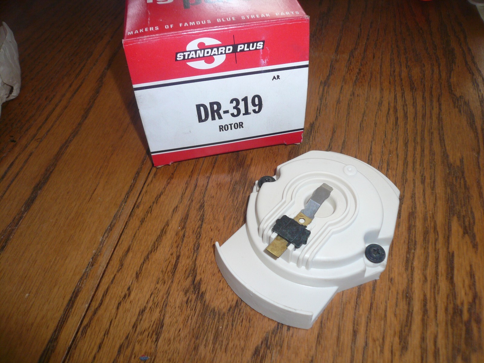 1969 - 1987 Distributor Rotor Standard DR-319 GM - Vintage