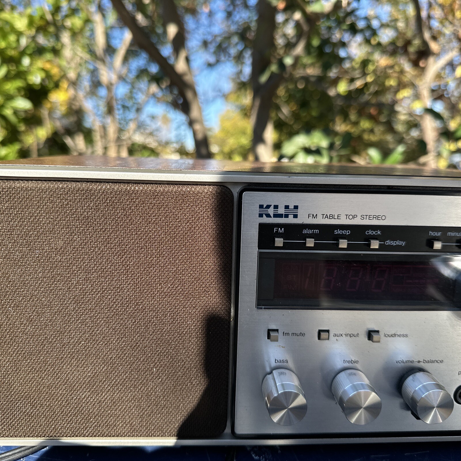 KLH TR-82 FM Table Top Stereo System ***Tested- EUC