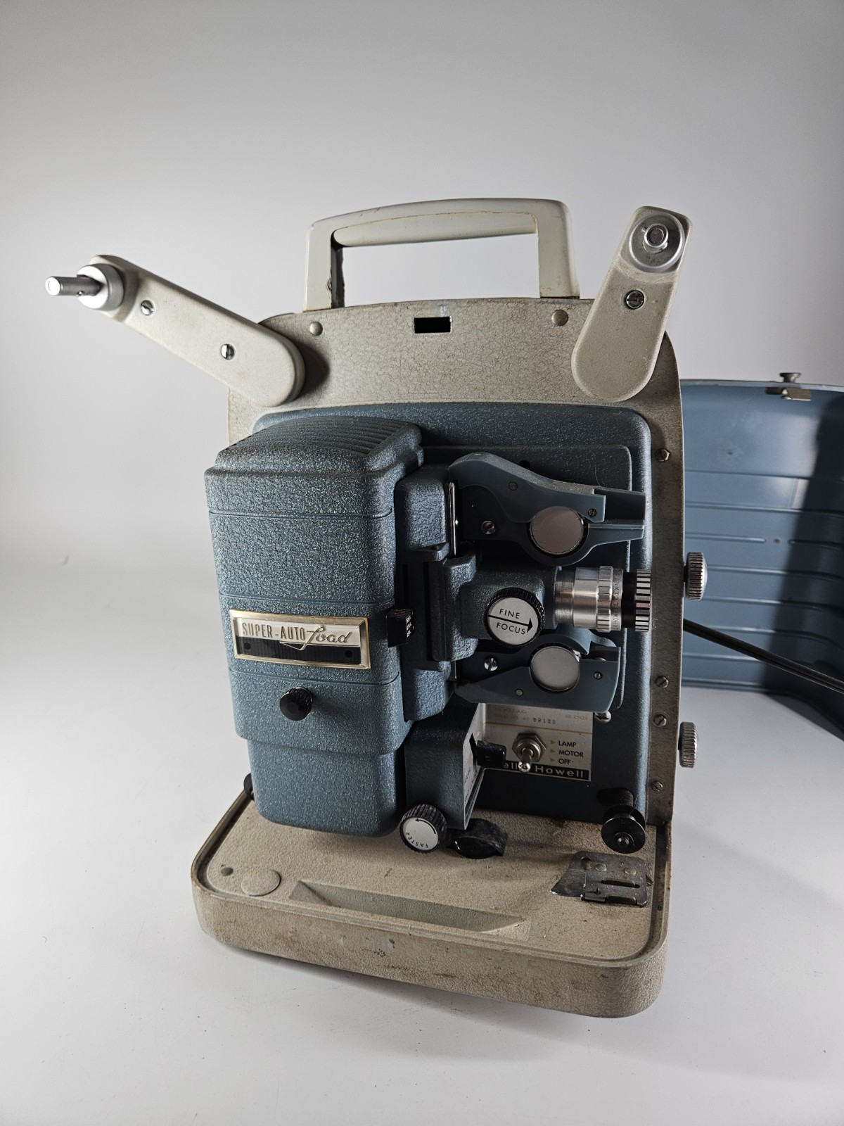 Vtg Bell & Howell 363 Super Auto Load  8mm Film Movie Projector For Parts As Is