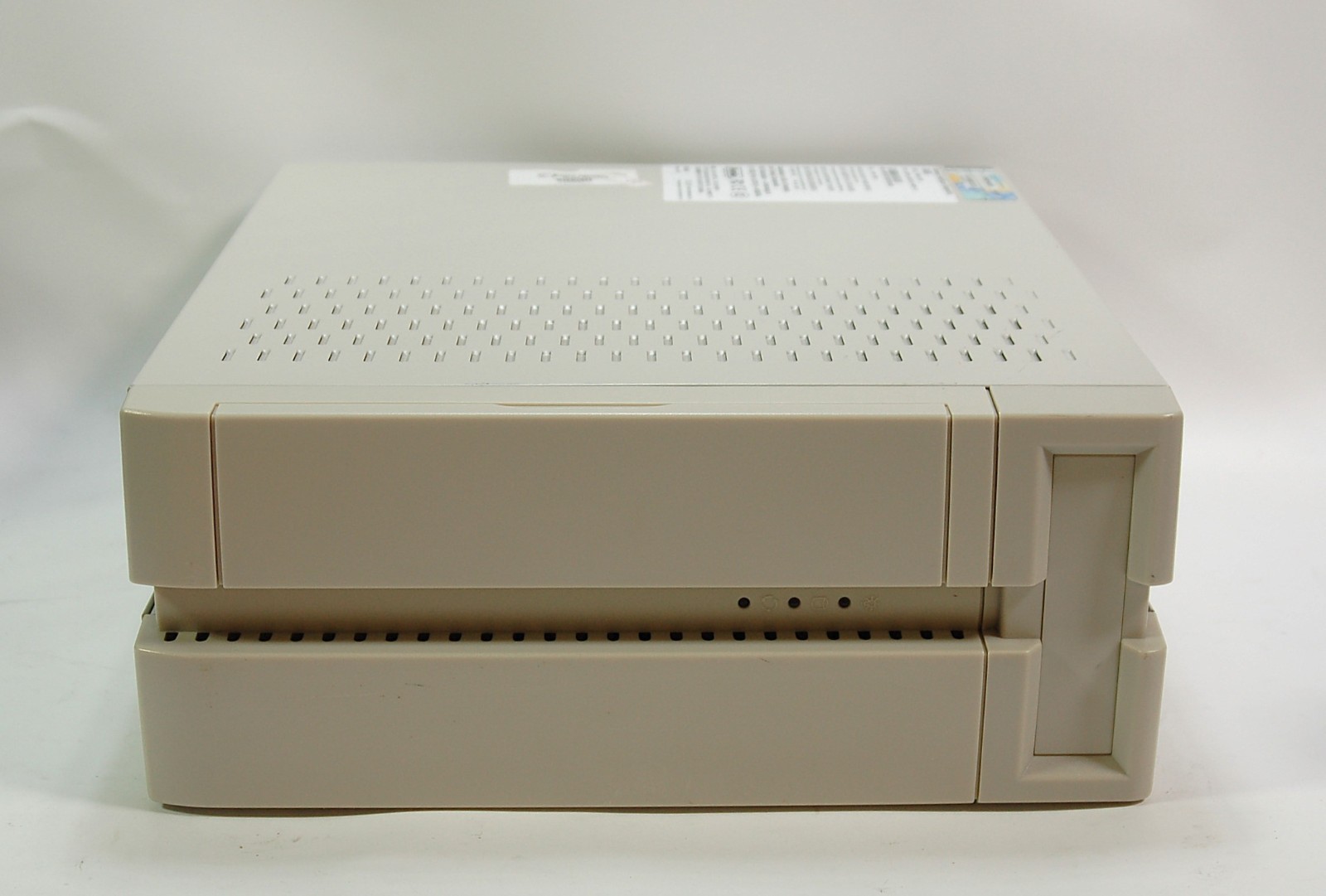 Retro Beige Systium 526 Desktop JKBMS1 MB Intel Pentium E2160 2GB Ram No HD/OS