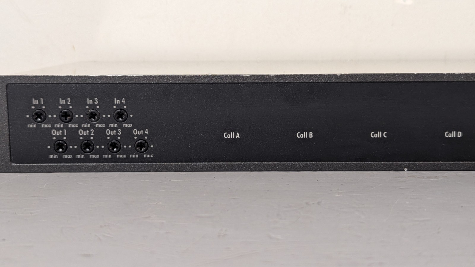 Riedel IF-2104 2/4 Wire Interface
