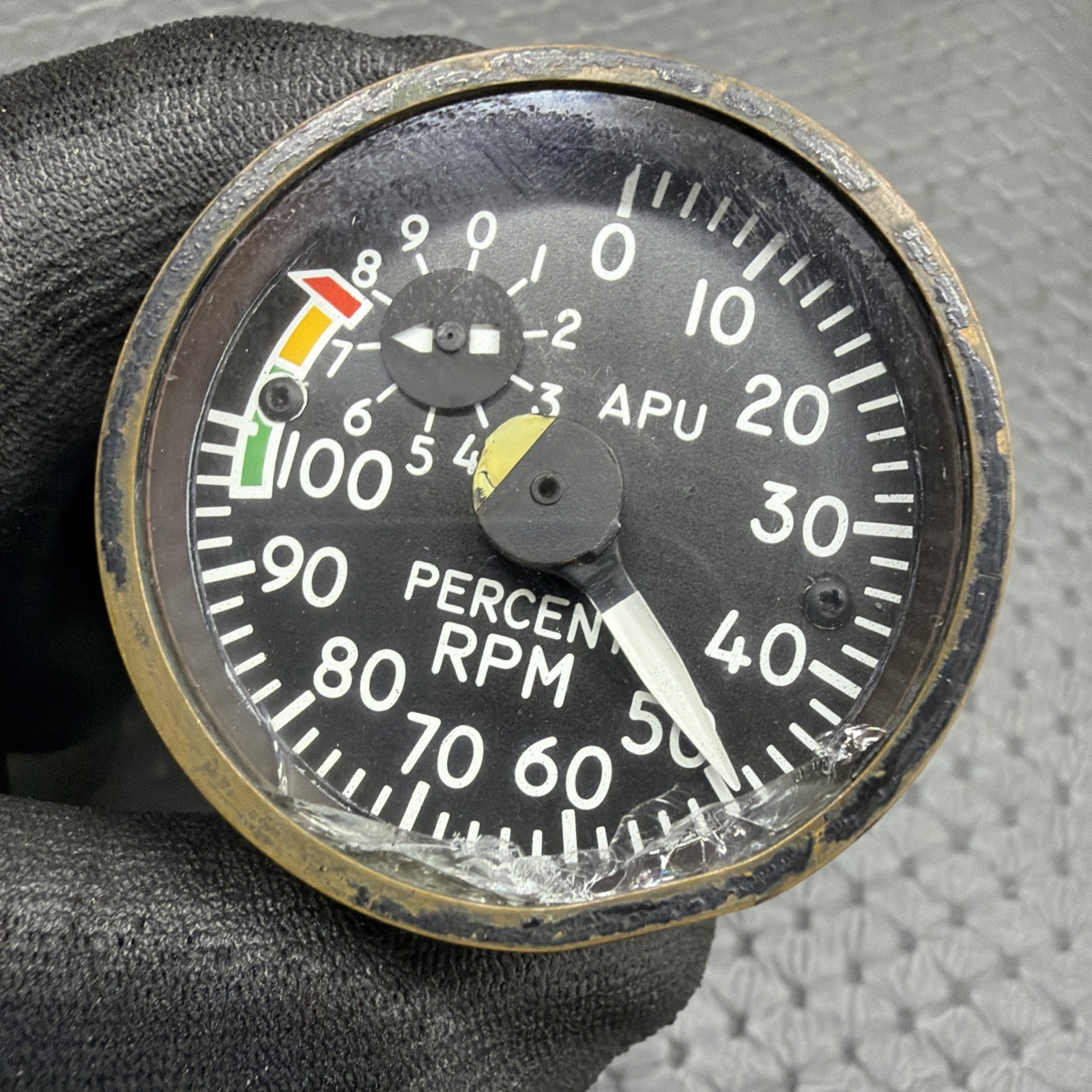 8DJ81LWT4 Mod U Instrument Dept Electrical Tachometer Indicator (0-110 %) GE