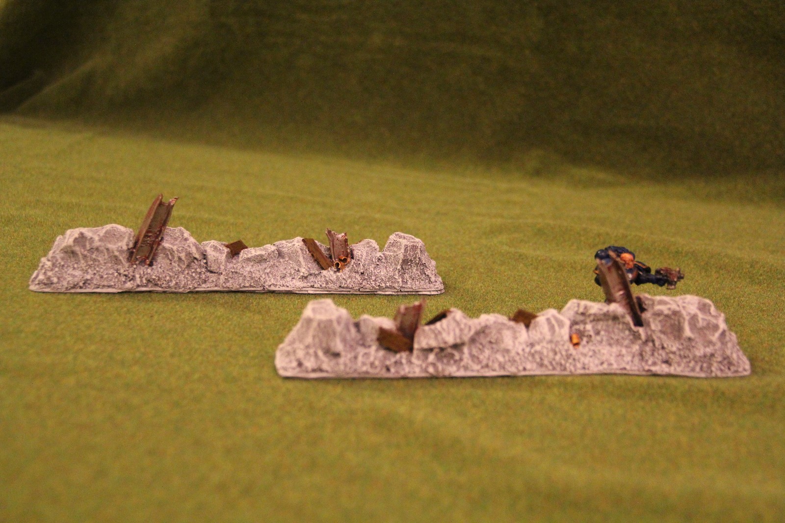 War games scenery destroyed concrete modular walls, resin cast warhammer style.
