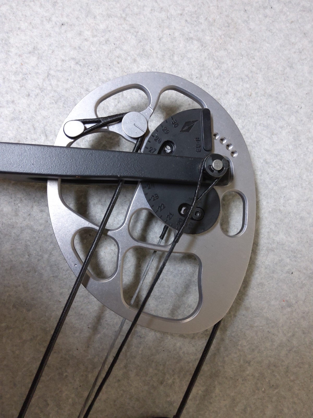 Diamond Archery by Bowtech Prism Lefthanded Compund Bow