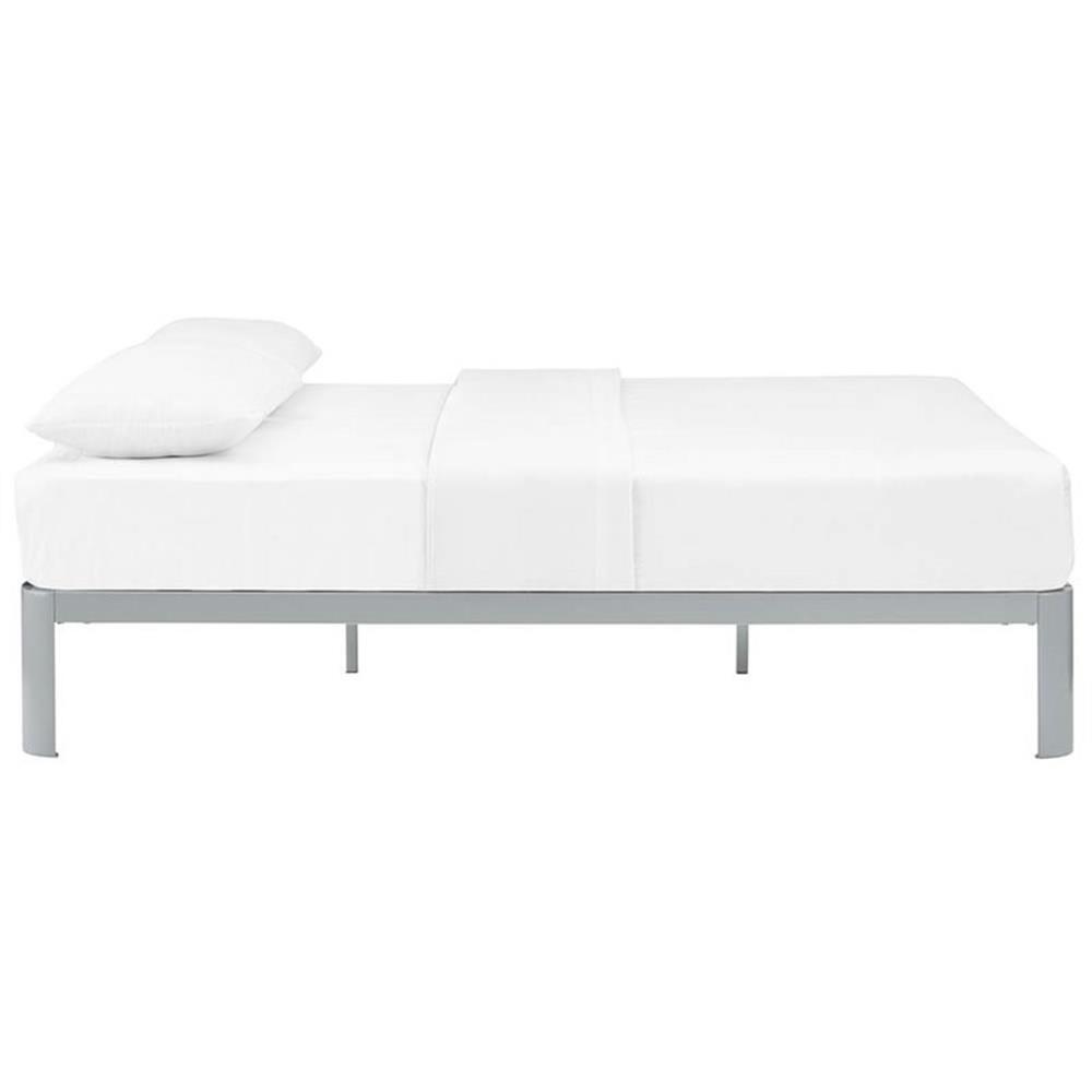 Hawthorne Collection Queen Platform Bed in Gray