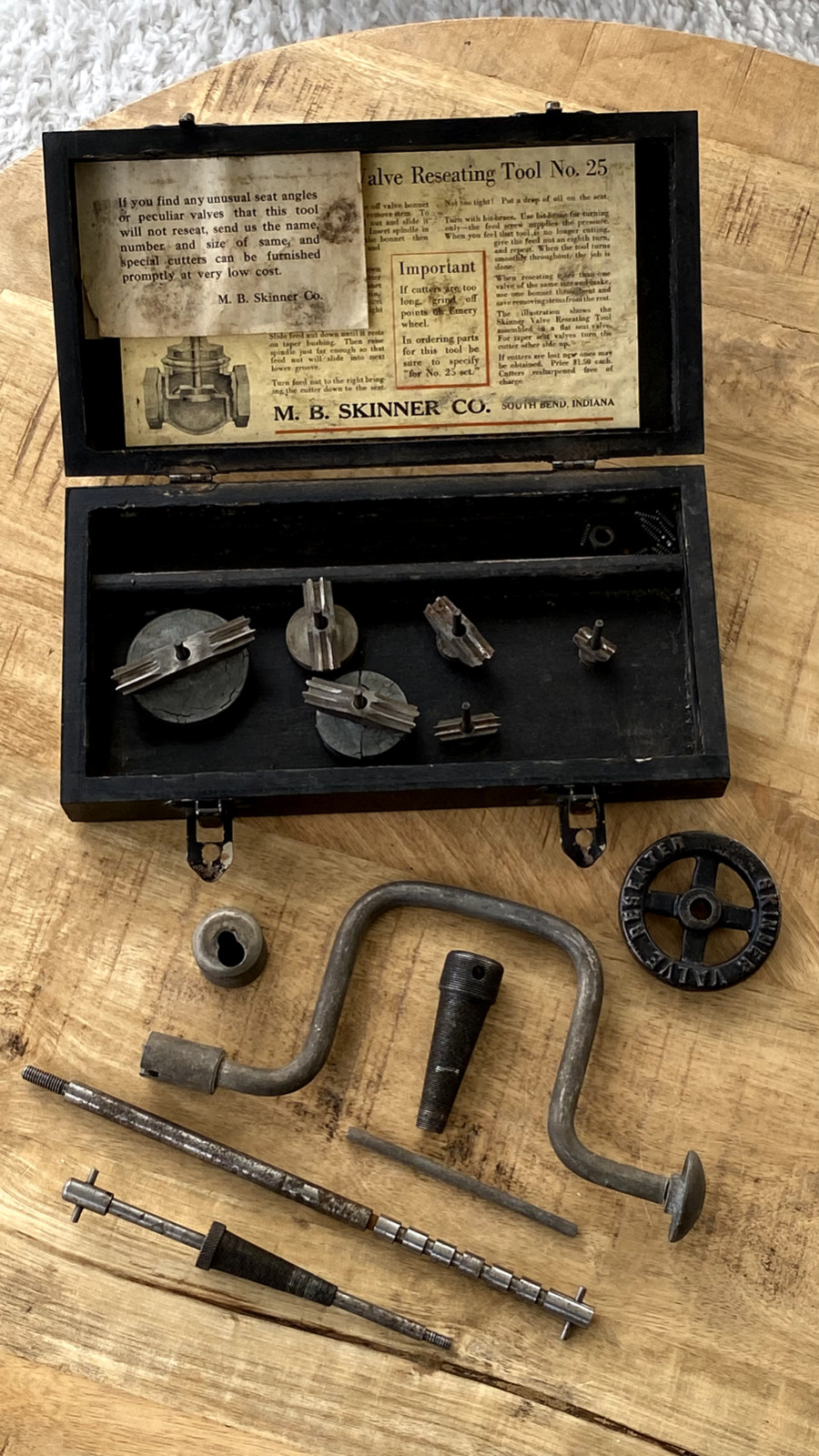 Antique M B Skinner Valve Utility Reseater w Cutters Parts Tools Box Plumbing