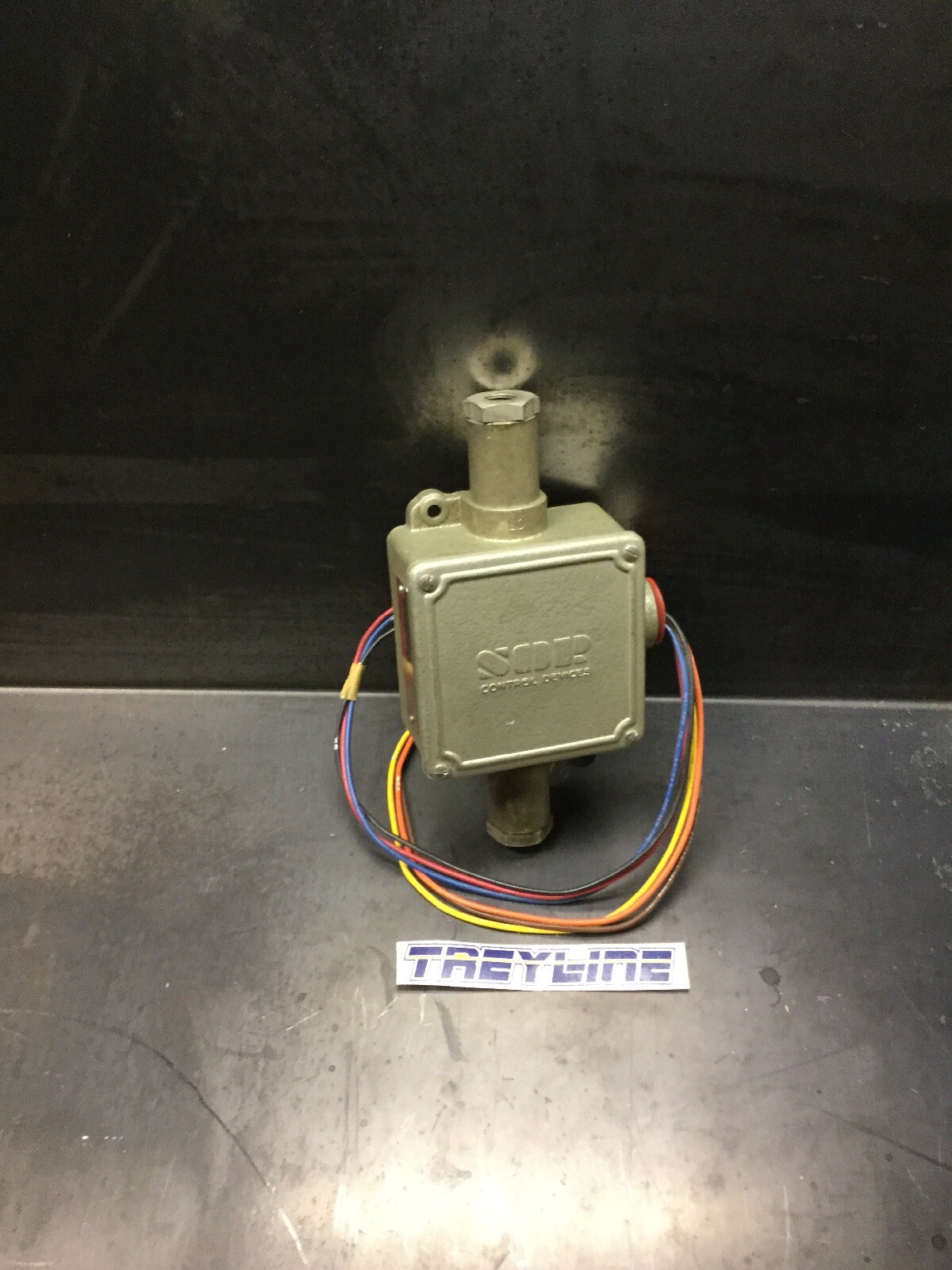 NEW, SOR, 14R3-AA2, DIFFERENTIAL PRESSURE SWITCH, (18i-3)
