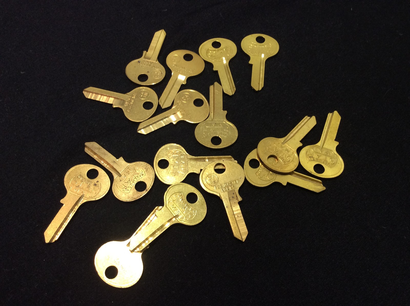 Master Lock by Star M1 Key Blanks, Set of 16- Locksmith