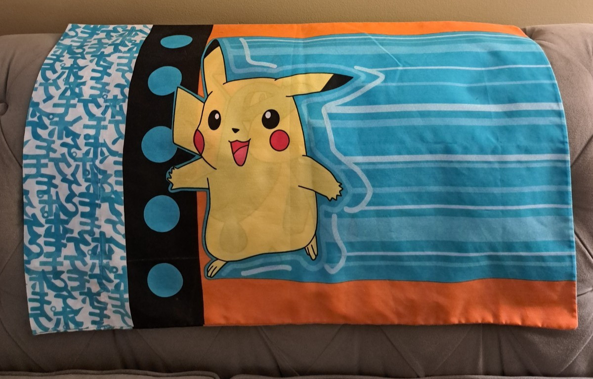 Vintage 1995 90's Pokemon Pikachu Pillow Case Slip Anime Nintendo Double Graphic