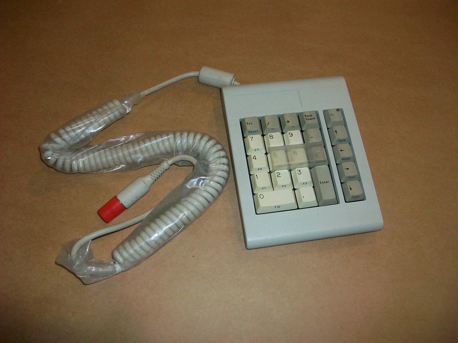 Numeric Keypad 40-10-91-C E03218XTAT-1 NEW