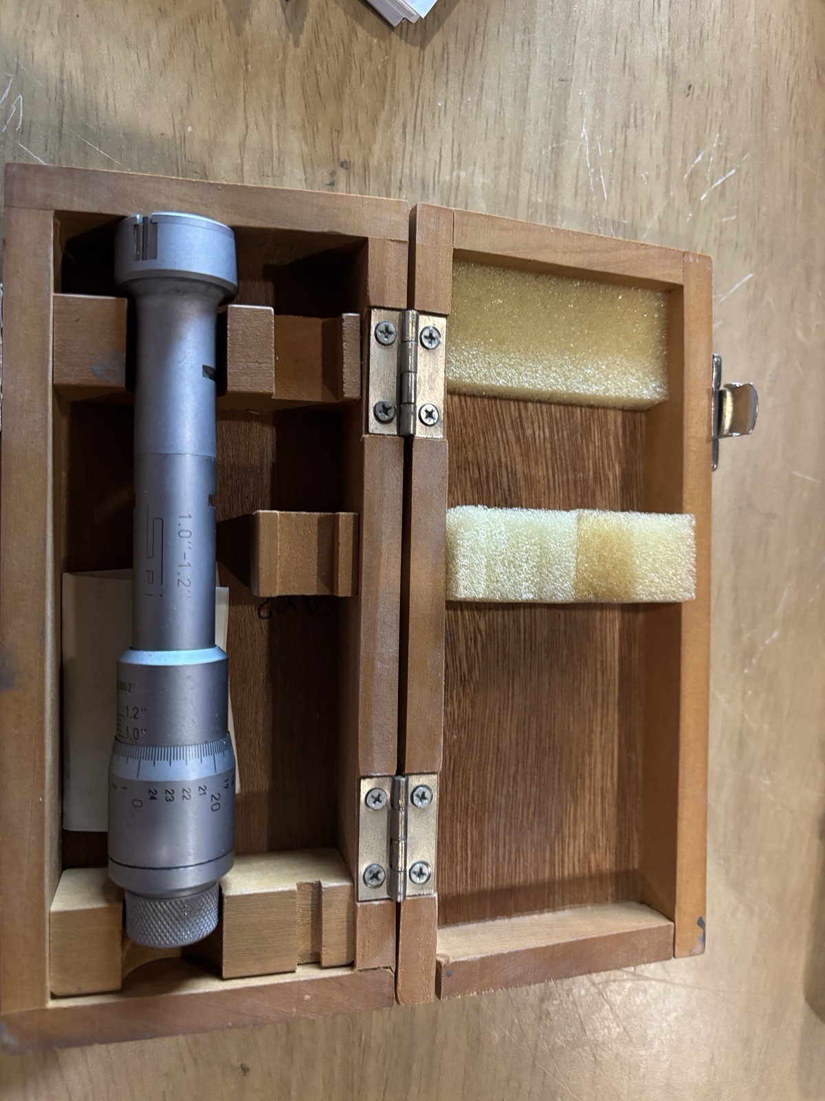 SPI 1.0-1.2” Mechanical Inside Micrometer 10-712-1 in Wooden Case