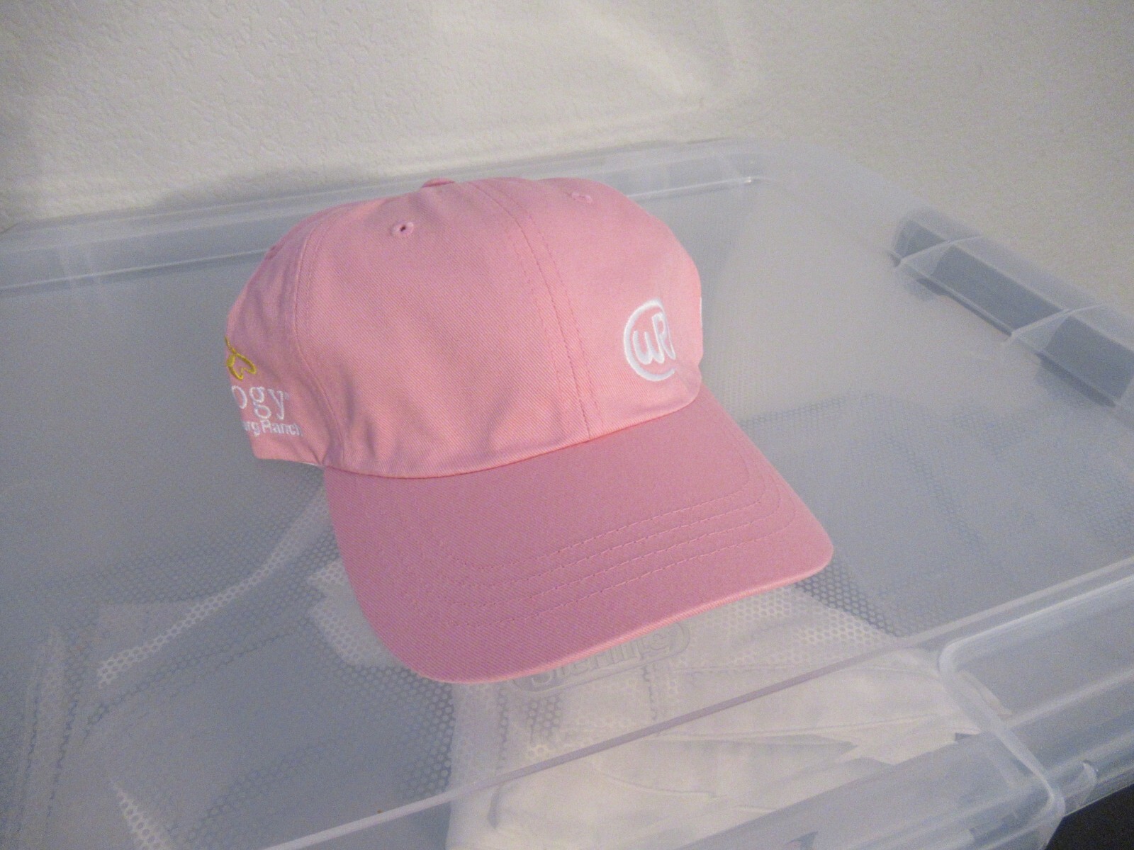 NEW TRAVIS MATHEWS THE CLASSICS YUPONG STRAP BACK HAT WOMENS LIGHT PINK TRILOGY