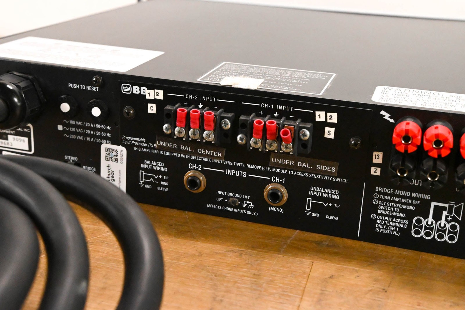 Crown Macro-Tech 3600VZ 2-Channel Power Amplifier CG01ZTH
