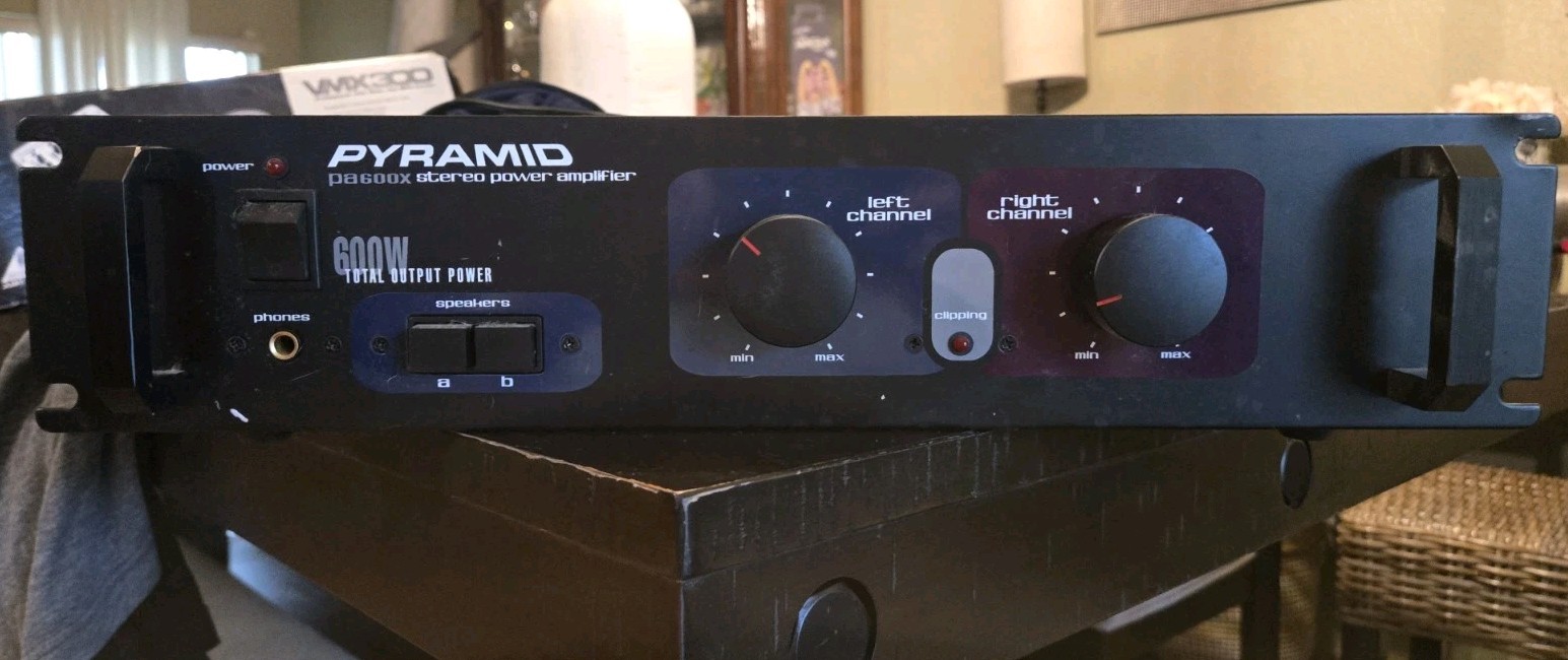 Pyramid PA600X Amp 600 Watts Total Output Power AmplifieR Rack Tested Working
