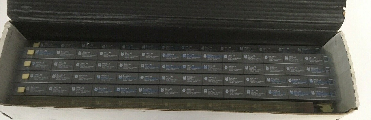 DS1387 DALLAS RAMified Real Time Clock