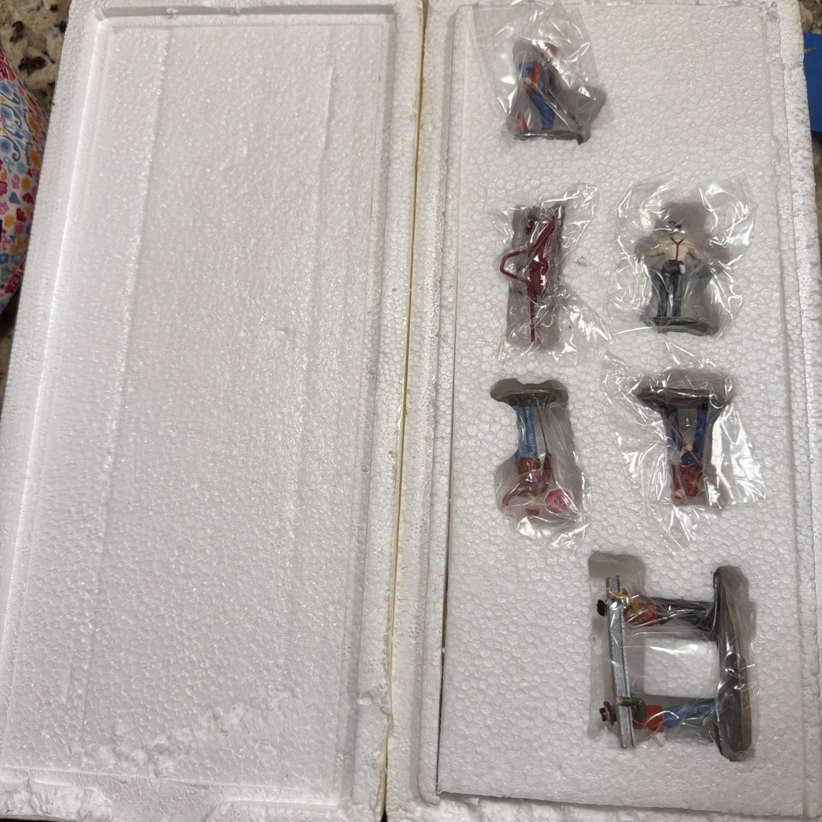 Hawthorne Village "WORKING ON THE RAILROAD" Ridin' The Rails Accessories Figures