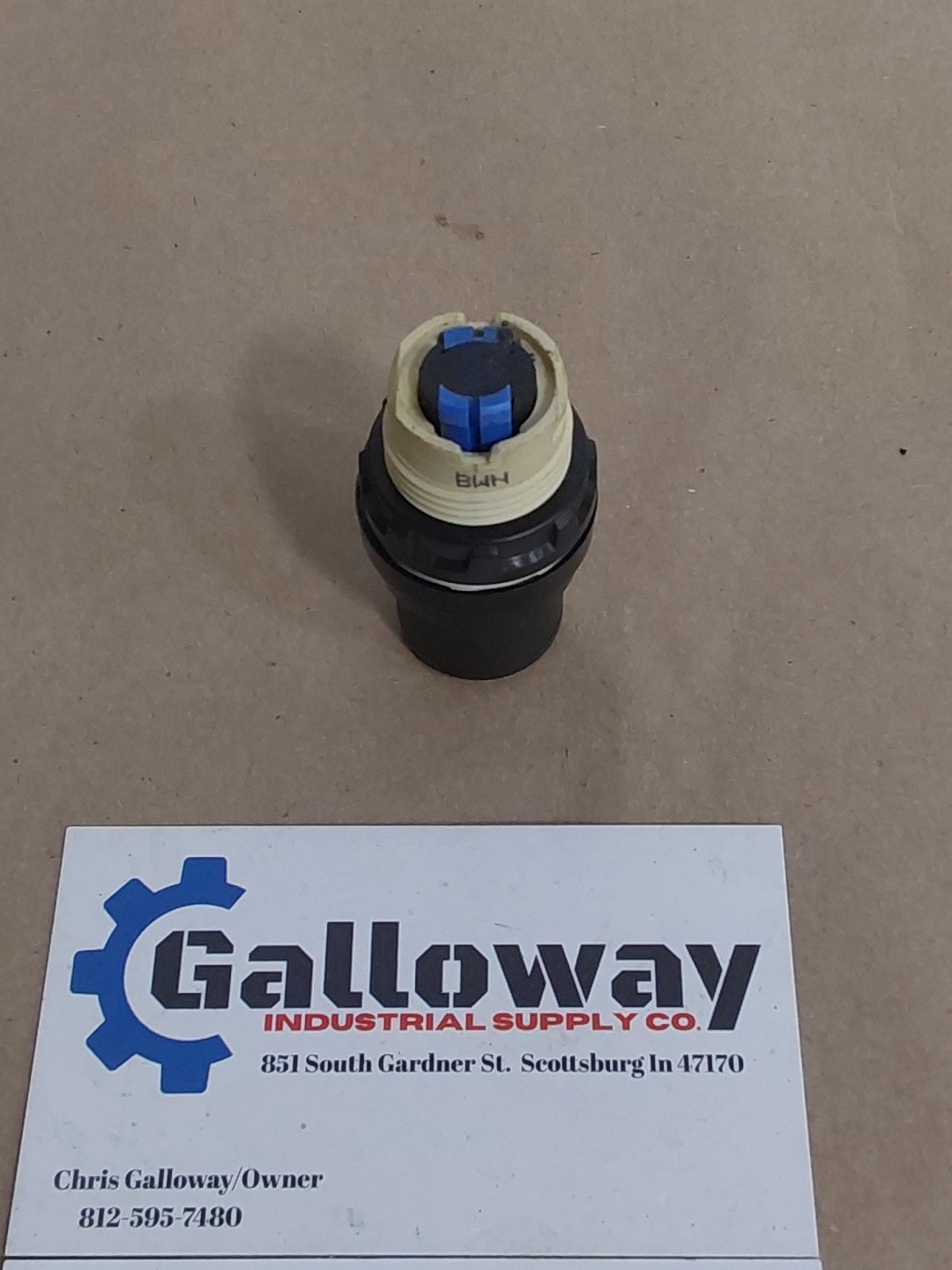 NO KEYS Square D 9001D4L80 rotary key switch
