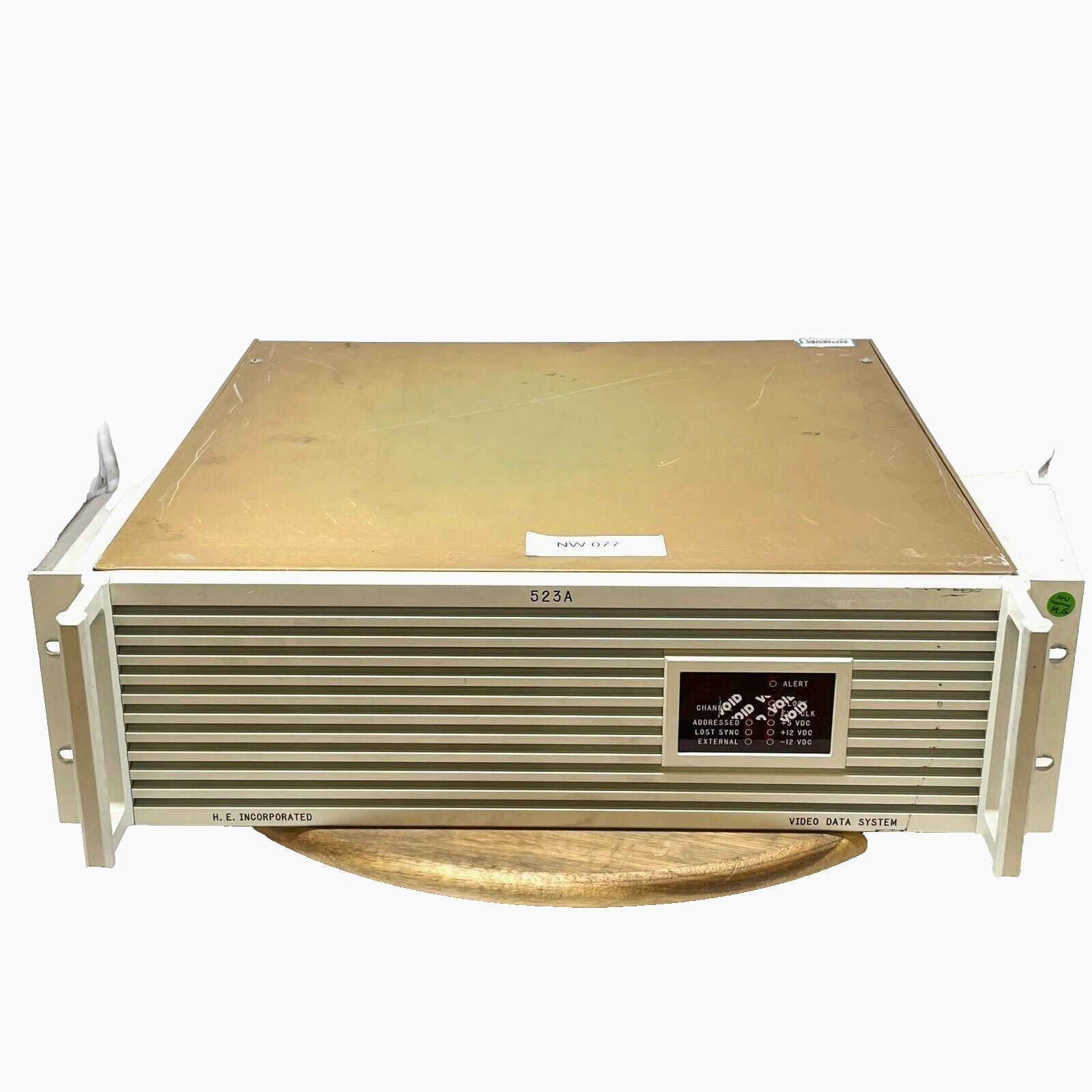 H.E. Incorporated 523A Video Data System 9-Channel Video Inserter