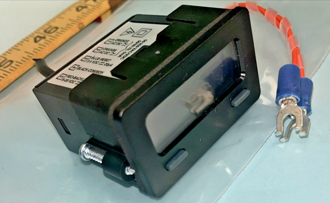 Red Lion Controls CUB7TVS0 - Digital Panel Meter, 8-Digit 50-250VAC/VDC
