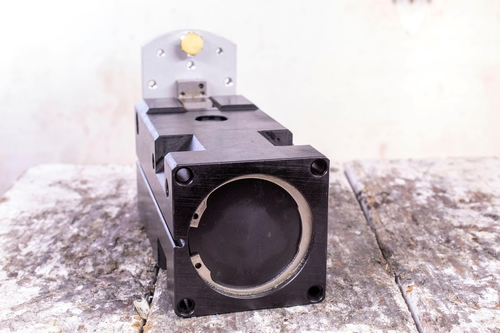 Gimatic RBT63 PNEUMATIC TILT Actuator