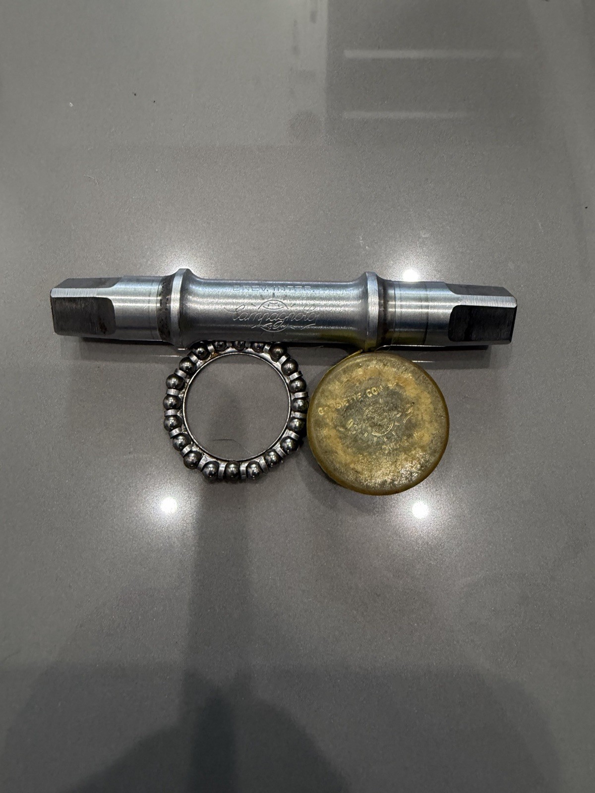 Campagnolo 68-SS Bottom Bracket Spindle a