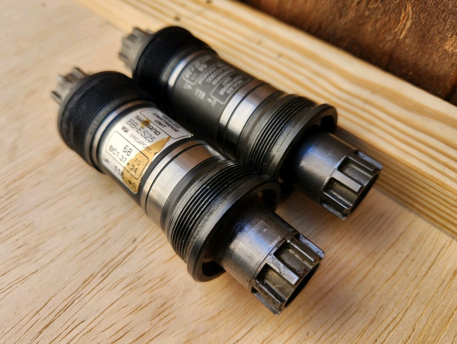 Lot 2 Shimano Octalink BB-ES25 BB-ES300 68mm 118 Spindle Bottom Brackets