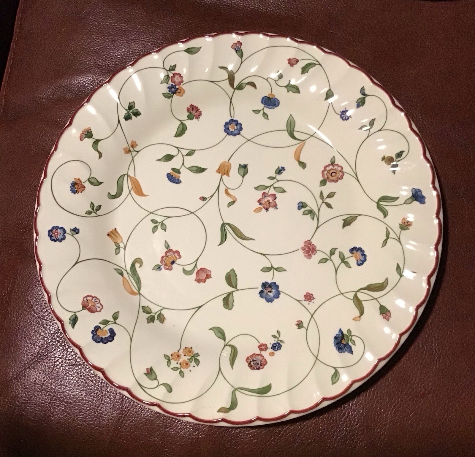 Oakwood Affordshire Tableware
