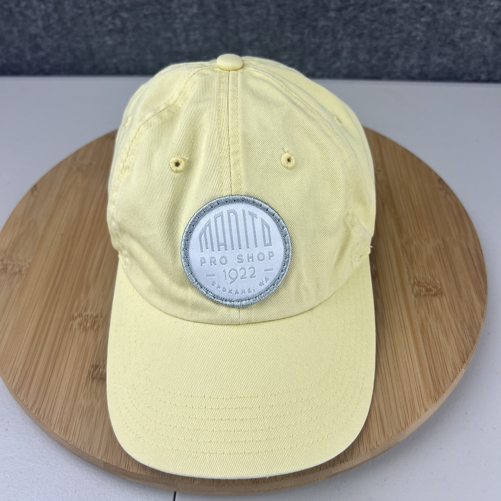 Manito Pro Shops Spokane WA Golf Hat Cap Strapback Fitted Size S-M Yellow Patch