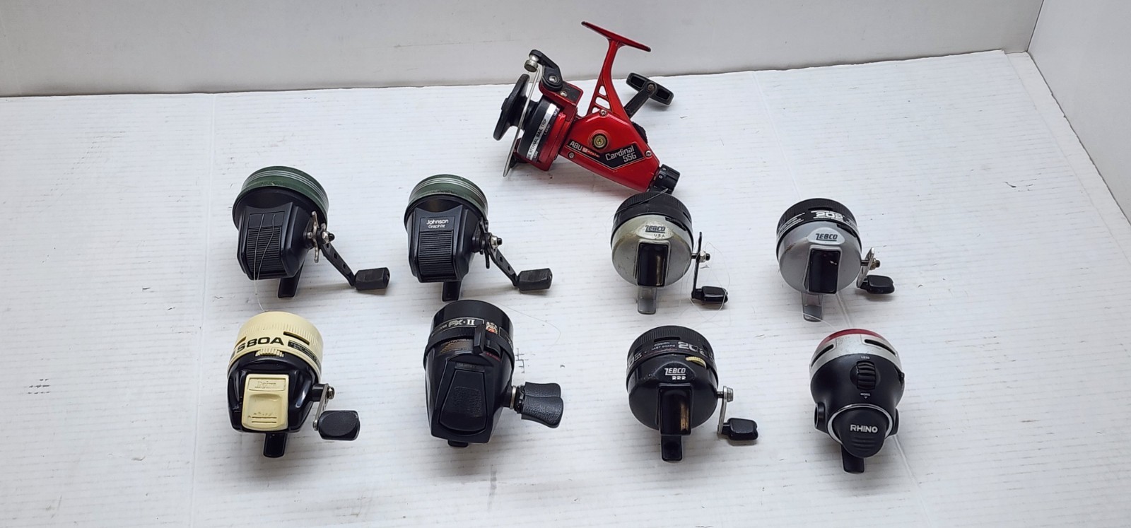 9 VINATGE FISHING REELS ABU GARCIA JOHNSON DAIWA ZEBCO SHIMANO FX II S80A 202 14
