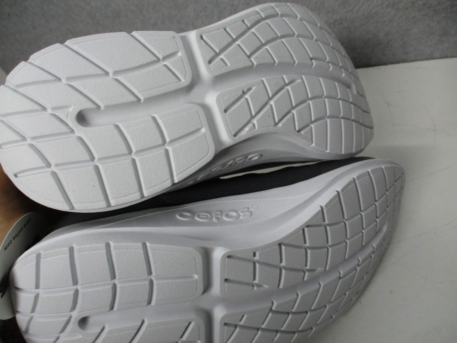 OOFOS OOMG Sport LS Volcanic Ash Gray Shoes Lace Recovery Comfort Mens Sz 12