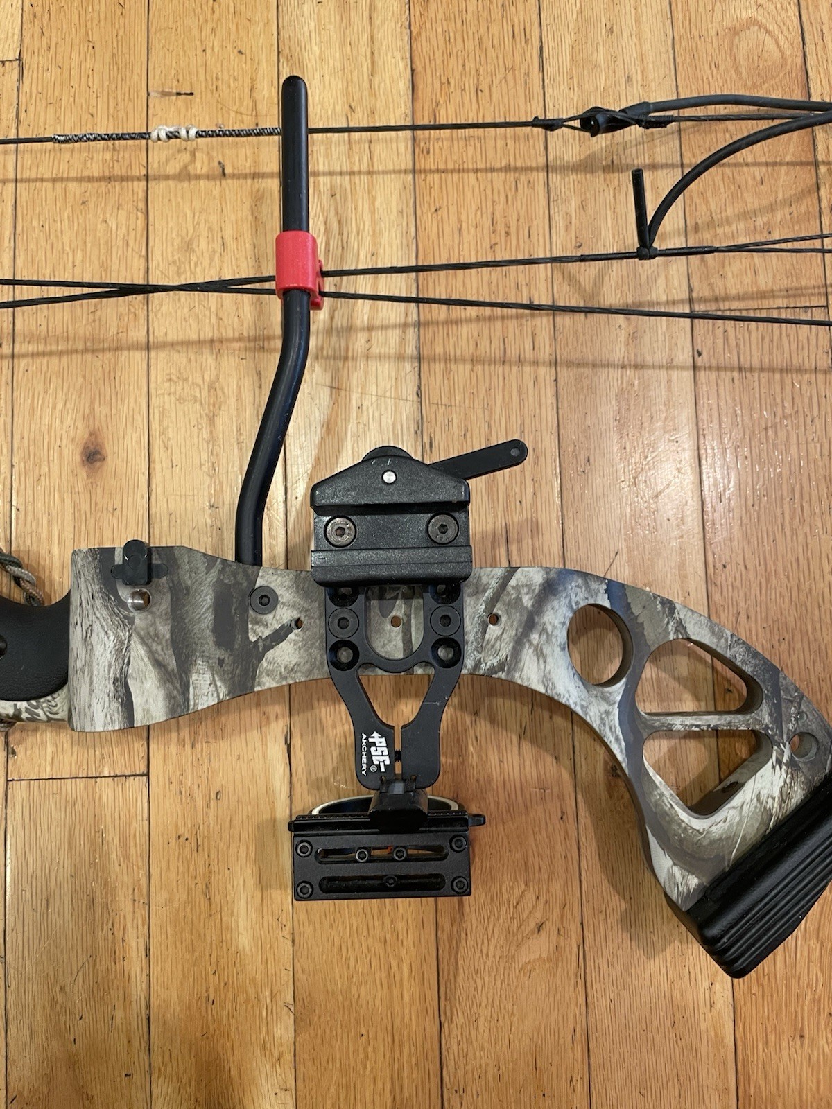 PSE Stinger Bow with Stabilizer and Sight Right Handed