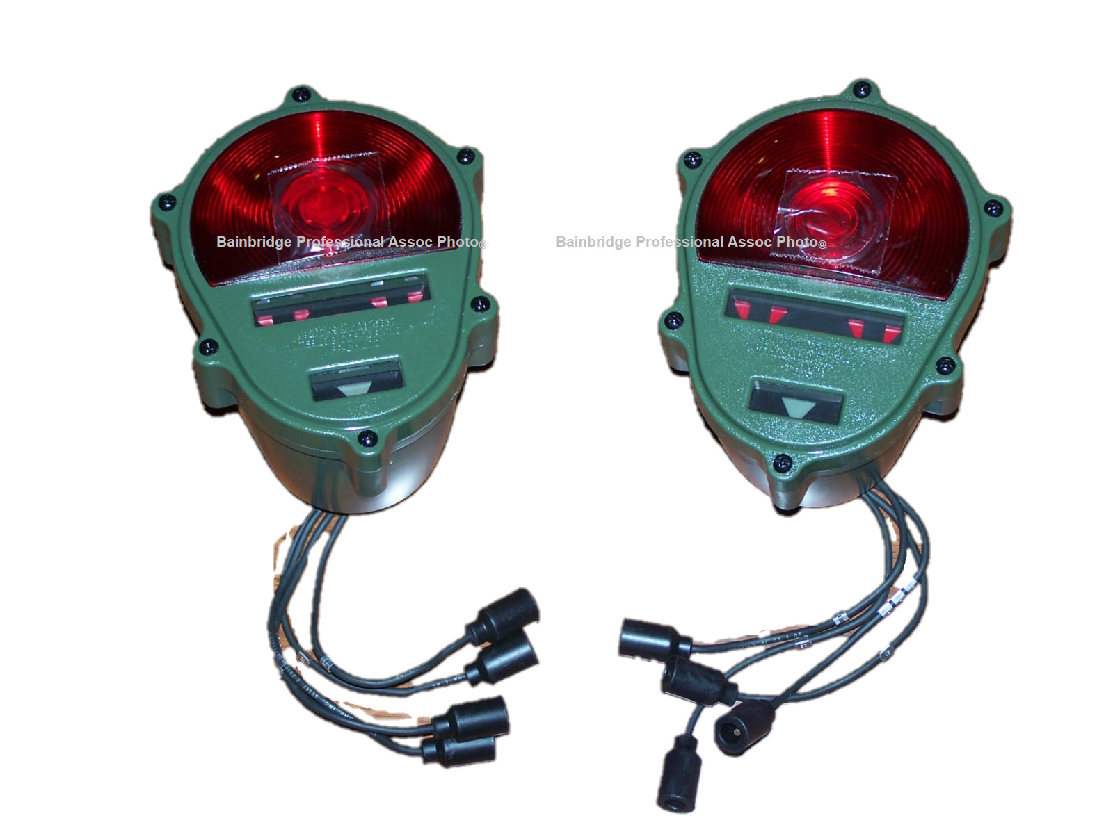 2 M151A2 M35 M101 M939 HMMWV M809 M116 M1102 MILITARY TRAILER TRUCK SIGNAL LIGHT