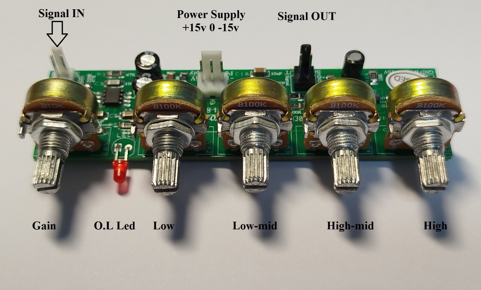 Guitar/Instrument Pre-amplifier With 4 band Tone Control & Over Load Led @15dbu