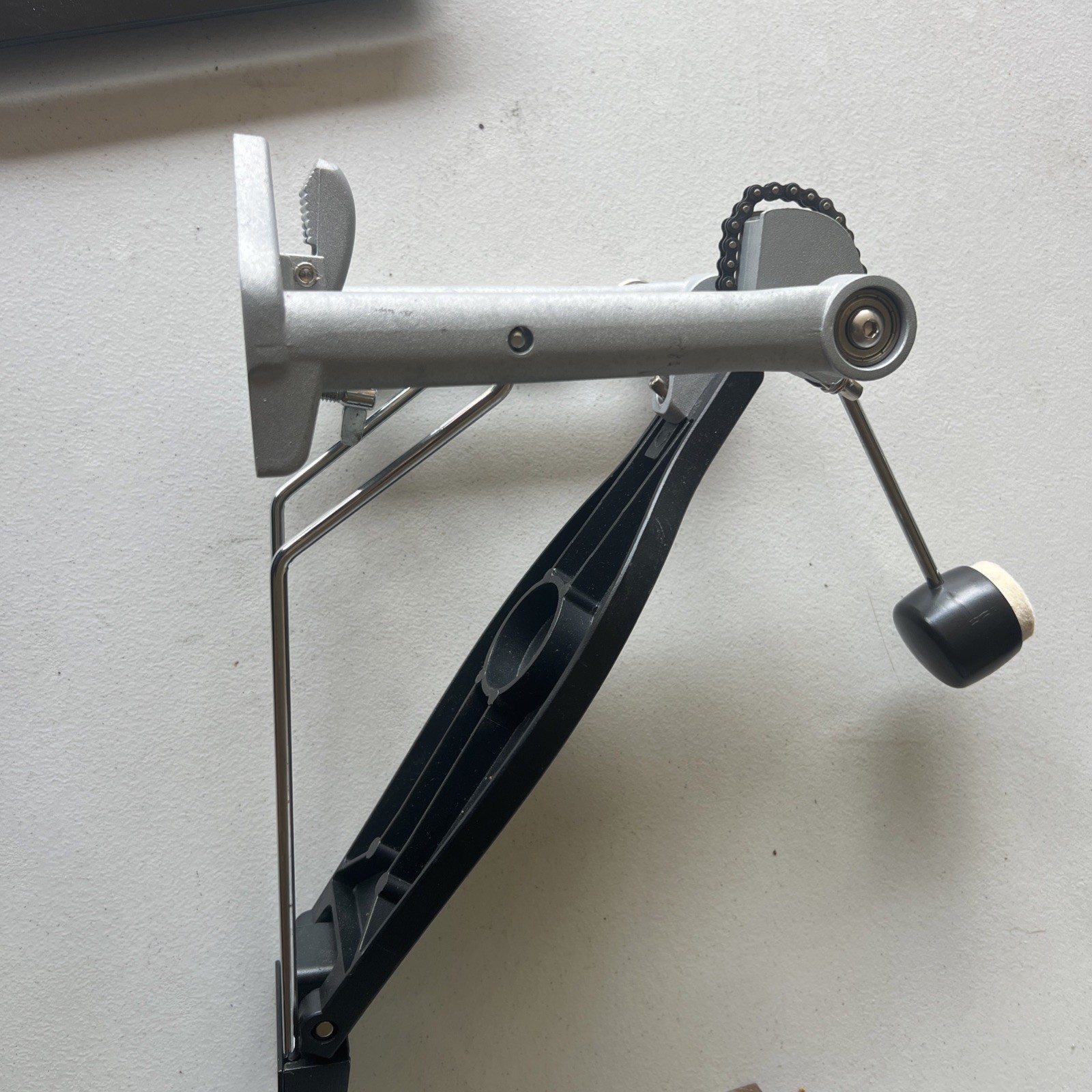 ALESIS KICK BASS DRUM PEDAL