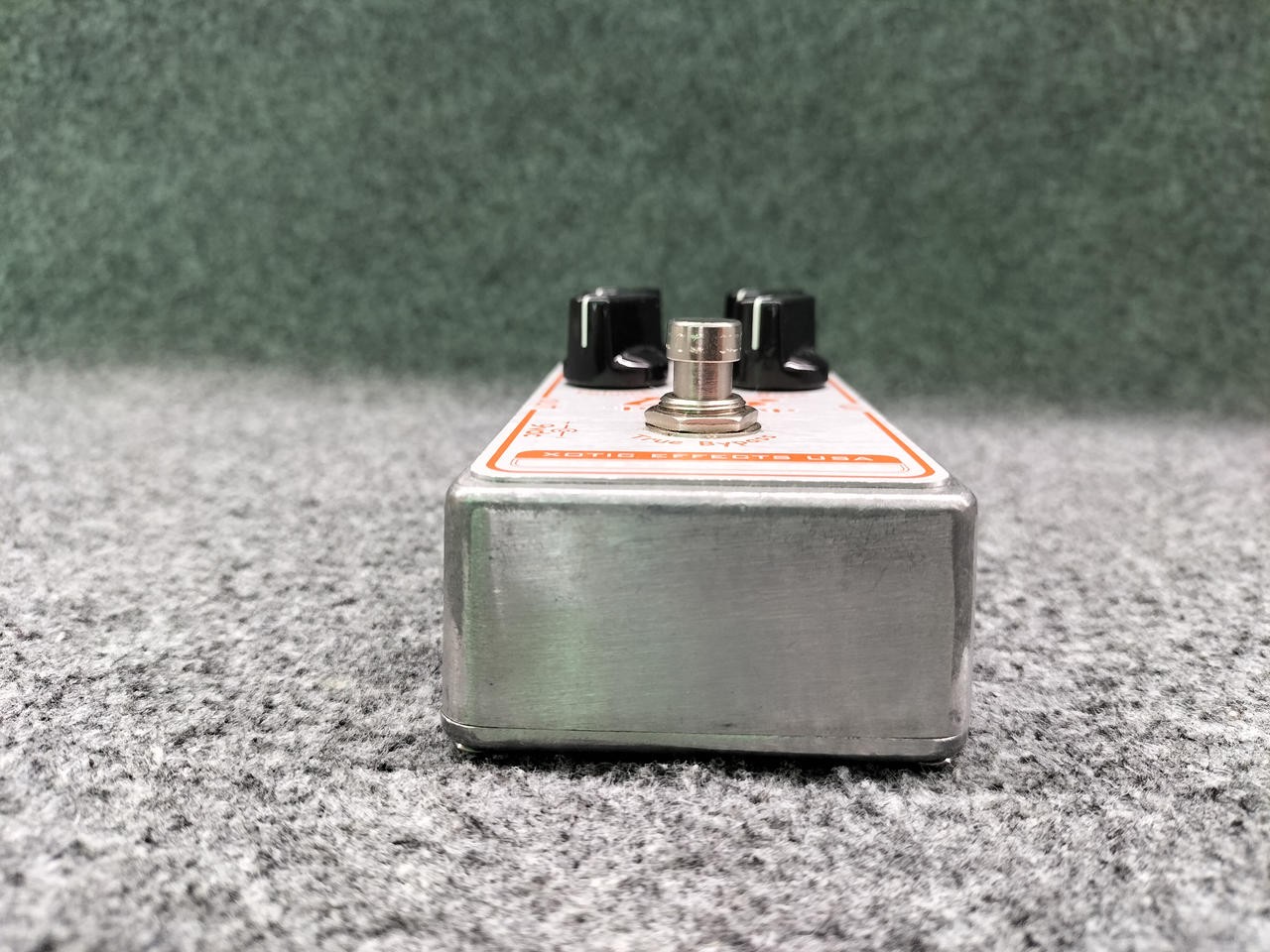 XOTIC BB PRE COMP Guitar Preamp Effect Pedal with Compressor, Box & Manual