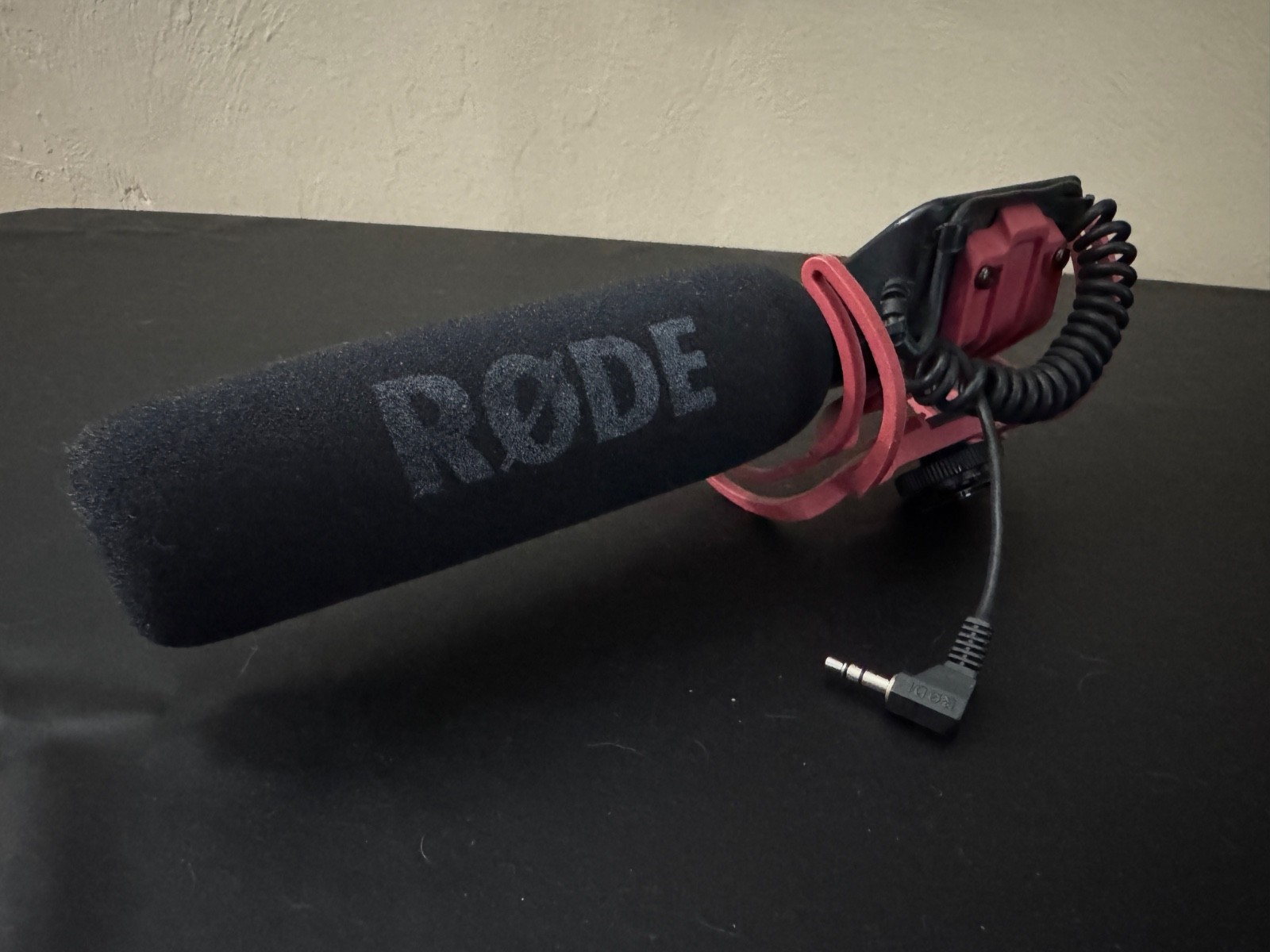 Rode VideoMic Camera-Mount Shotgun Microphone with Rycote Lyre Shock Mounting