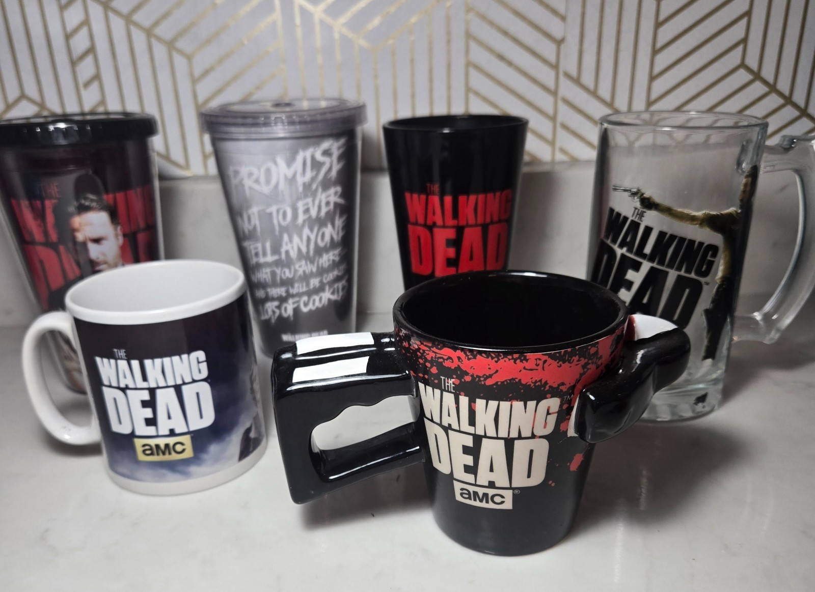 The Walking Dead Mugs, Tumblers, Heavy Glass Mugs AMC Lot of 6
