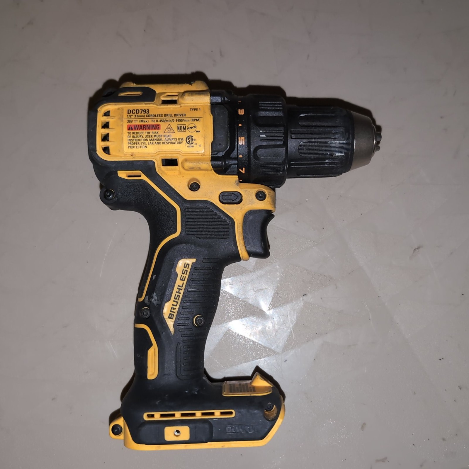 (RI5) DeWalt DCD793 20V 1/2" Cordless Drill Driver (Tool Only)
