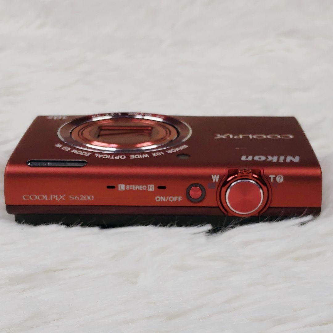 Excellent Nikon COOLPIX S6200 Brilliant Red (with Accessories)