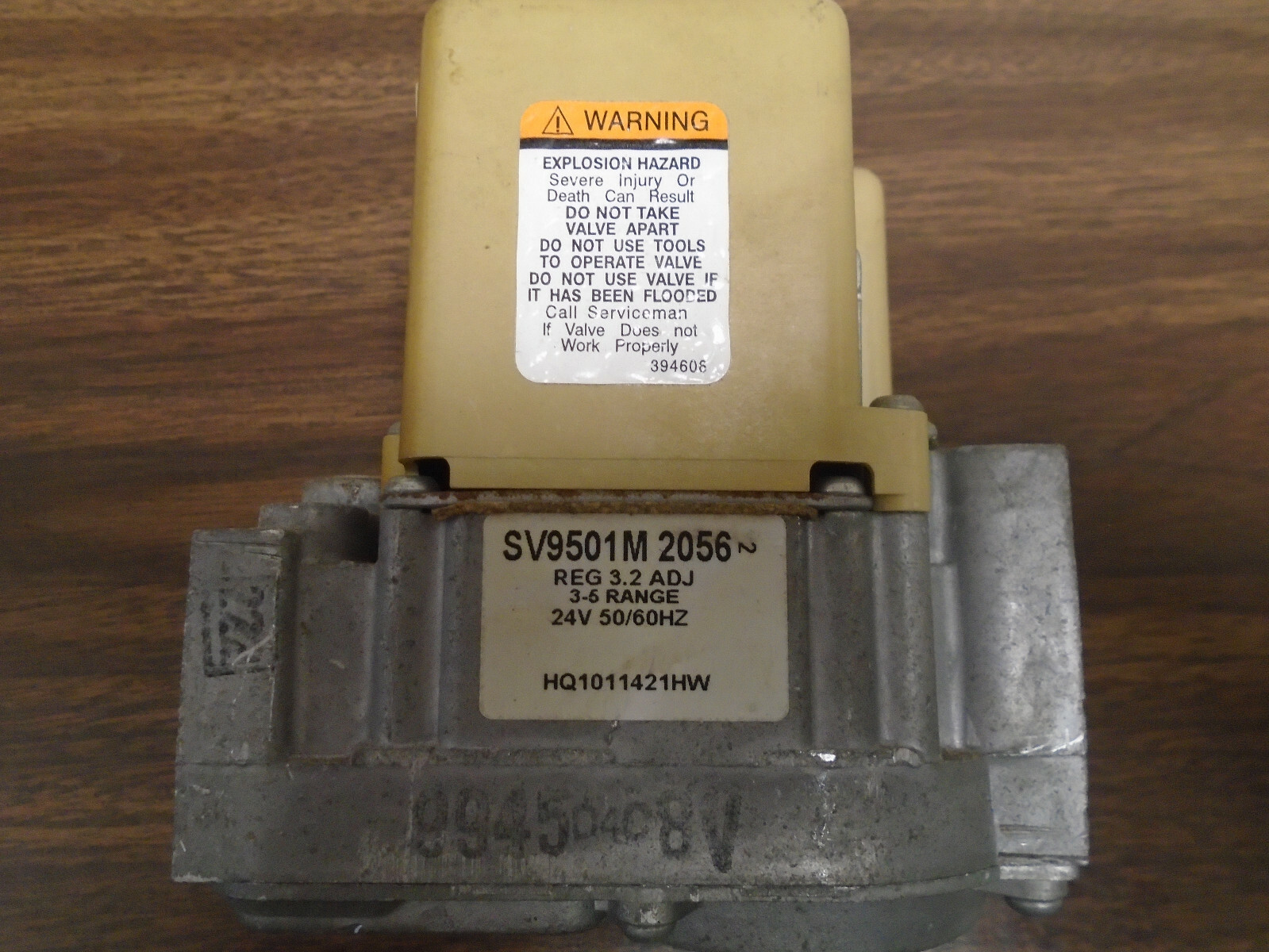 Honeywell Smart Gas Valve; SV9501M2056 for NATURAL gas; --''USED''